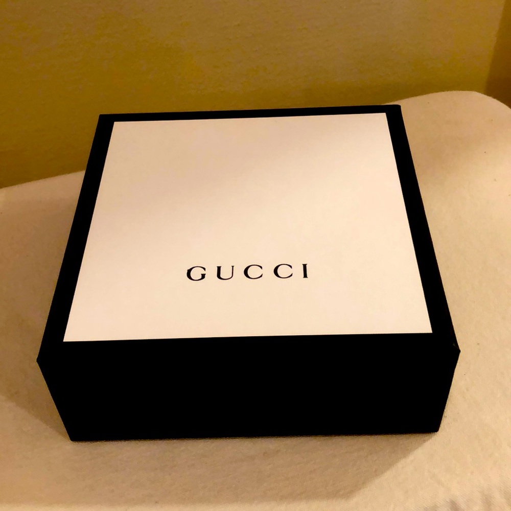 Gucci belt box